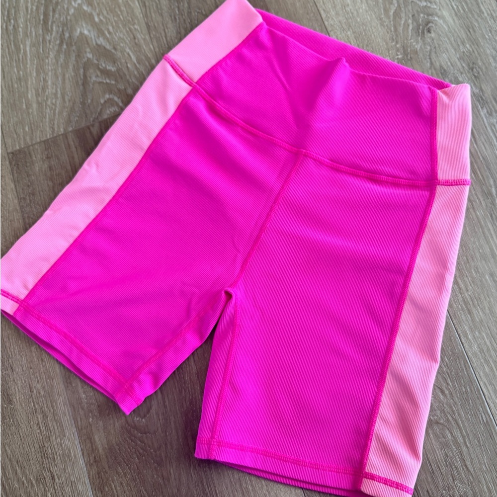 Wilo The Label Pink Biker Shorts Size M High Waisted Activewear